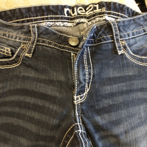 RUE 21 Jeans! - Picture 2 of 6